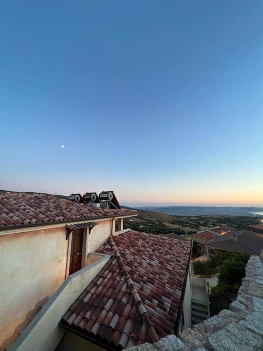 Casa Smeralda - Piscina E Vista Sul Mare! Trinita d'Agultu e Vignola Exterior photo